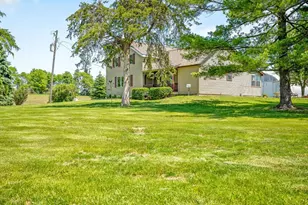 8899 McDougall Rd, Rockford, IL 61101 - Photo 41