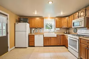 8899 McDougall Rd, Rockford, IL 61101 - Photo 9
