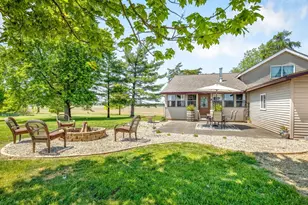 8899 McDougall Rd, Rockford, IL 61101 - Photo 35