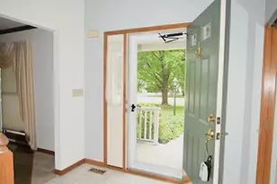 1817 Charnbrook Dr, McHenry, IL 60051 - Photo 5