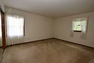 1817 Charnbrook Dr, McHenry, IL 60051 - Photo 25