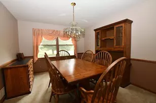 1817 Charnbrook Dr, McHenry, IL 60051 - Photo 11