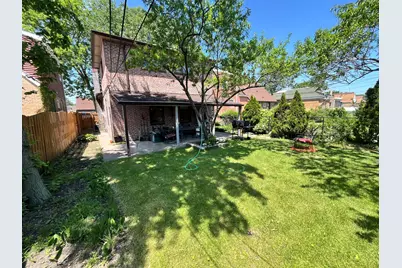 10939 S Avenue F, Chicago, IL 60617 - Photo 19
