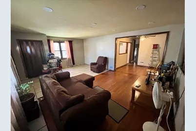 10939 S Avenue F, Chicago, IL 60617 - Photo 5