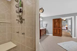 1045 Magnolia Ln, Naperville, IL 60540 - Photo 63