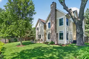 1045 Magnolia Ln, Naperville, IL 60540 - Photo 93