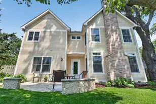 1045 Magnolia Ln, Naperville, IL 60540 - Photo 95