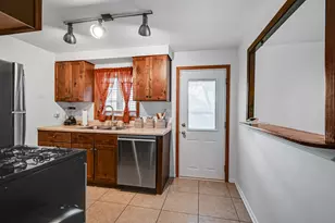 145 Elm St, Park Forest, IL 60466 - Photo 7