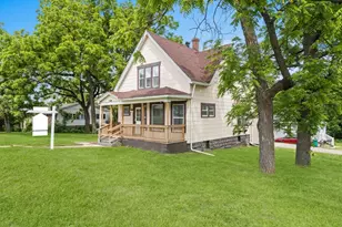 1213 Elgin Ave, Joliet, IL 60432 - Photo 3