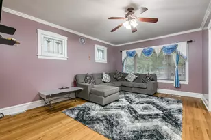 4958 N Keeler Ave, Chicago, IL 60630 - Photo 3