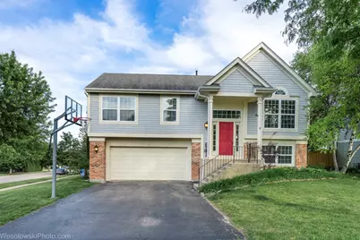 1 Coventry Court, South Elgin, IL 60177 - Photo 1