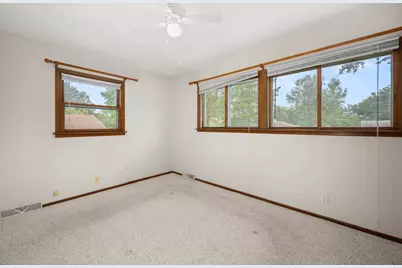 418 Barbara Street, Mount Morris, IL 61054 - Photo 11
