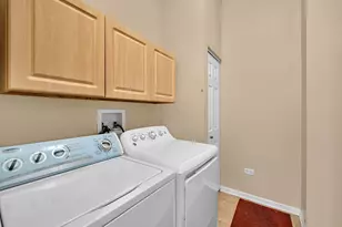 819 Canton Dr, Oswego, IL 60543 - Photo 25