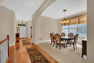 819 Canton Dr, Oswego, IL 60543 - Photo 5