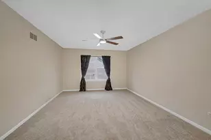 819 Canton Dr, Oswego, IL 60543 - Photo 23