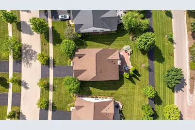 819 Canton Drive, Oswego, IL 60543 - Photo 35