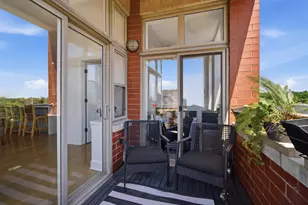2700 W Belmont Ave, Chicago, IL 60618 - Photo 23