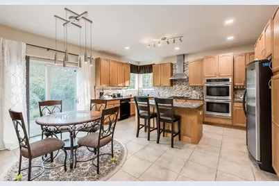 7421 Prescott Lane, Gurnee, IL 60031 - Photo 9