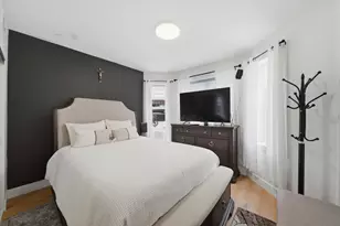 3215 N Francisco Ave, Chicago, IL 60618 - Photo 5