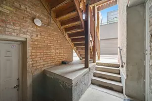3215 N Francisco Ave, Chicago, IL 60618 - Photo 13