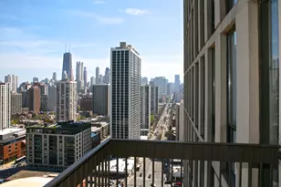 1660 N Lasalle Dr, Chicago, IL 60614 - Photo 17