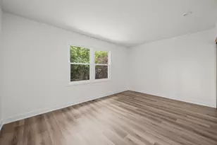 948 Longboat Ln, Schaumburg, IL 60194 - Photo 13