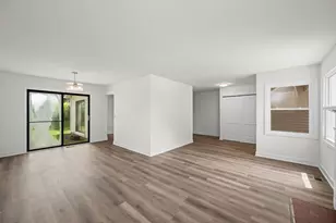 948 Longboat Ln, Schaumburg, IL 60194 - Photo 5