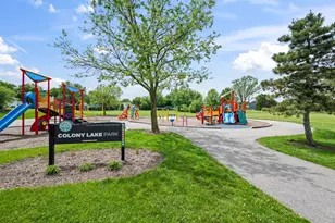 948 Longboat Ln, Schaumburg, IL 60194 - Photo 17