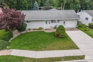 218 N Coolidge St, Normal, IL 61761 - Photo 9