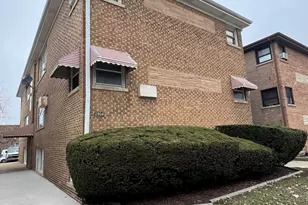 2904 W Foster Ave, Chicago, IL 60625 - Photo 1
