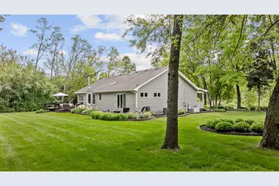 28W140 Mack Road, Wheaton, IL 60189 - Photo 3