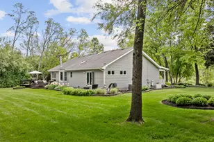 28W140 Mack Rd, Wheaton, IL 60189 - Photo 3