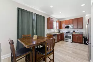 803 W Courtland St, Mundelein, IL 60060 - Photo 7
