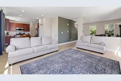 803 W Courtland Street, Mundelein, IL 60060 - Photo 5