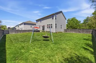803 W Courtland St, Mundelein, IL 60060 - Photo 23