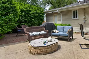 249 Hickory Ln, Antioch, IL 60002 - Photo 31