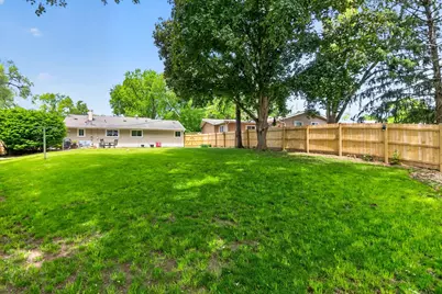 249 Hickory Lane, Antioch, IL 60002 - Photo 33