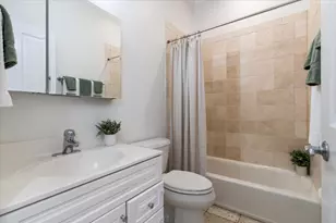 1525 N Wood St, Chicago, IL 60622 - Photo 23