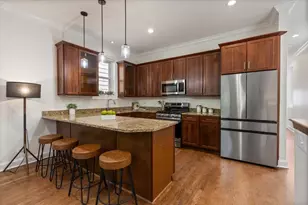 1525 N Wood St, Chicago, IL 60622 - Photo 13