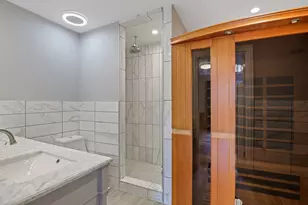 840 Wellington Ave, Elk Grove Village, IL 60007 - Photo 11