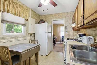 1210 Greenlawn Drive, Bloomington, IL 61701 - Photo 21
