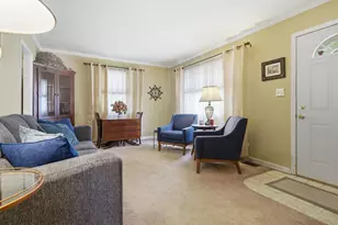 1210 Greenlawn Dr, Bloomington, IL 61701 - Photo 25