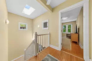 3744 N Bosworth Ave, Chicago, IL 60613 - Photo 25