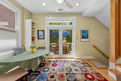 3744 N Bosworth Avenue, Chicago, IL 60613 - Photo 11