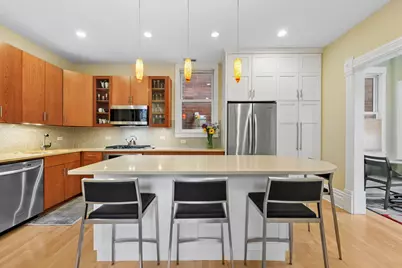 3744 N Bosworth Avenue, Chicago, IL 60613 - Photo 9