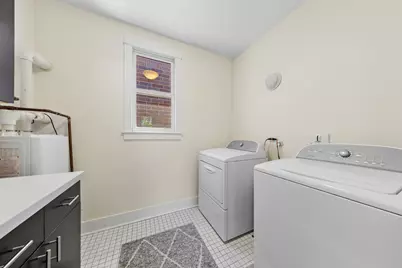 3744 N Bosworth Avenue, Chicago, IL 60613 - Photo 23