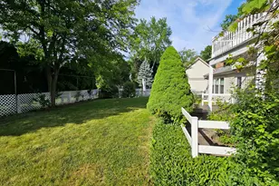 10 Mayflower Rd, Vernon Hills, IL 60061 - Photo 27
