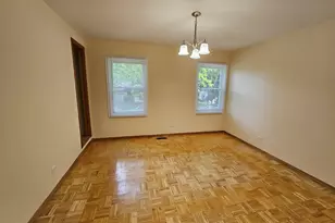10 Mayflower Rd, Vernon Hills, IL 60061 - Photo 21