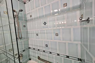 10 Mayflower Rd, Vernon Hills, IL 60061 - Photo 15