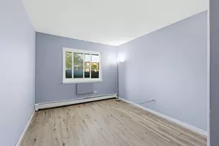 1080 Knoll Ln, Hoffman Estates, IL 60169 - Photo 13